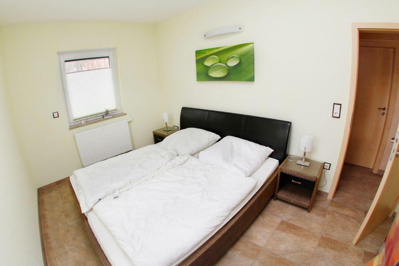 Ferienhaus "Zur Sprotte" In โกลเวอ ภายนอก รูปภาพ